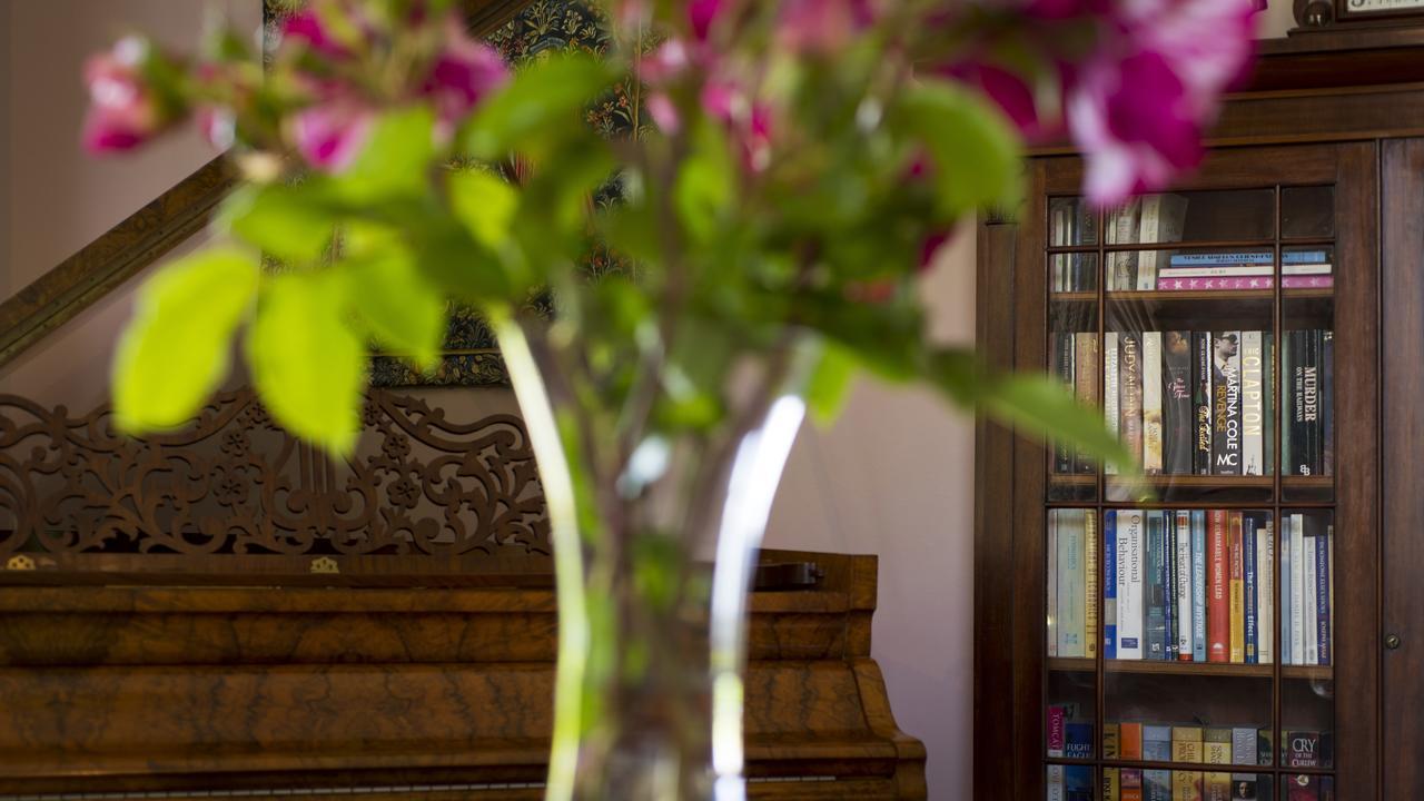 Bed and Breakfast Arcoona Manor à Deloraine Extérieur photo